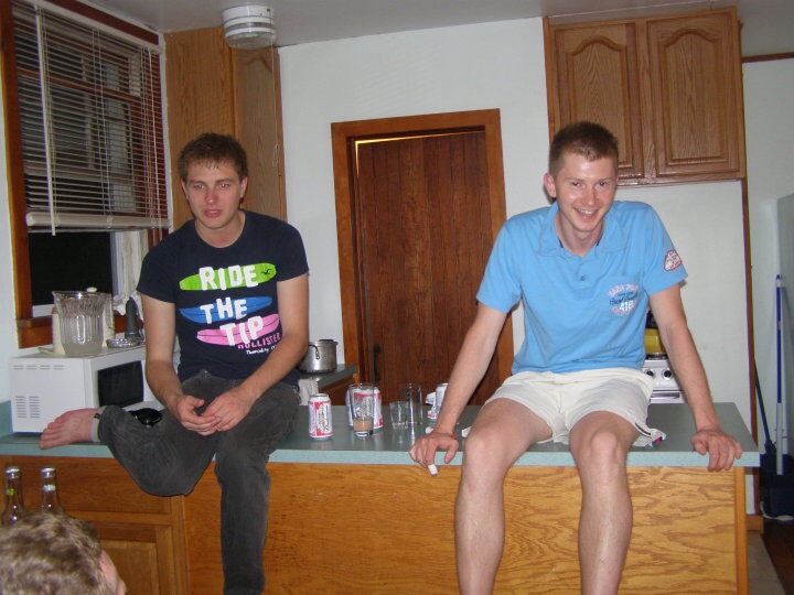 944E9201-4739-44B1-ABE3-2757ED3AD724